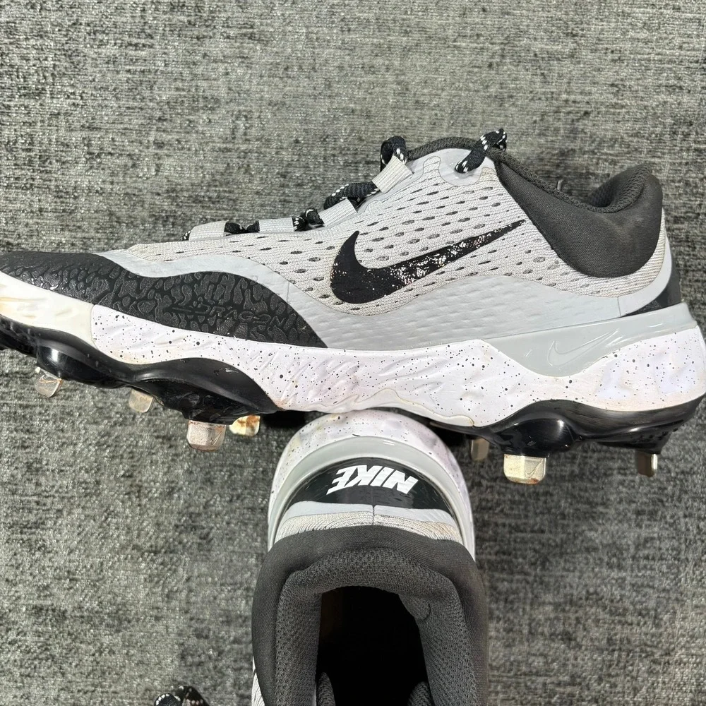 Nike Alpha Huarache Elite 4 Low Mens Size 7 Grey Black Metal Baseball Cleats